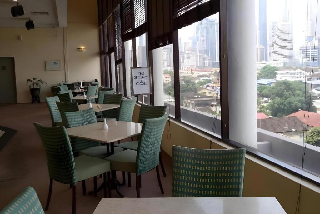 Kuala Lumpur International Hotel Esterno foto